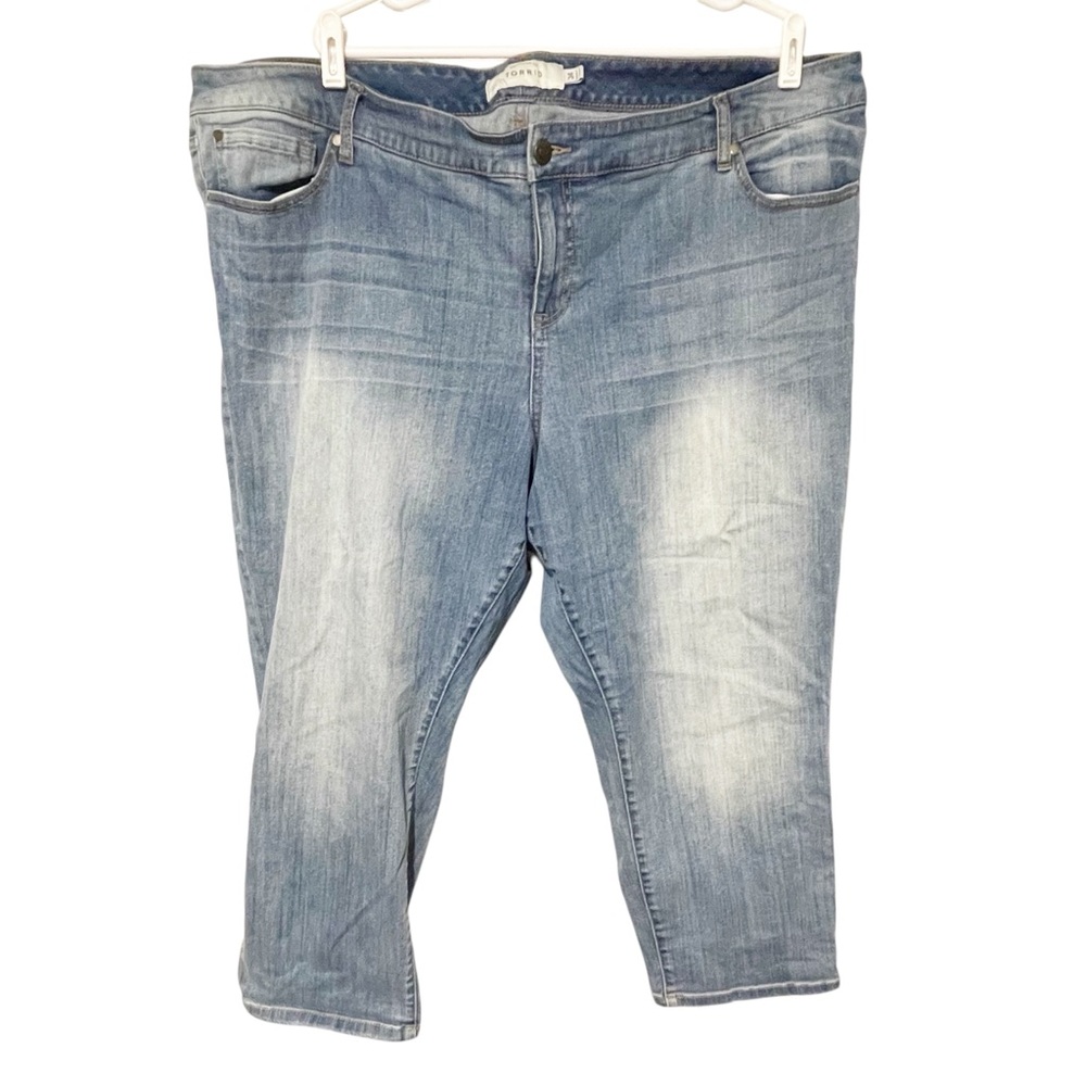 Torrid Plus Size‎ Ex Boyfriend Light Washed Relaxed Fit Jeans Size 24